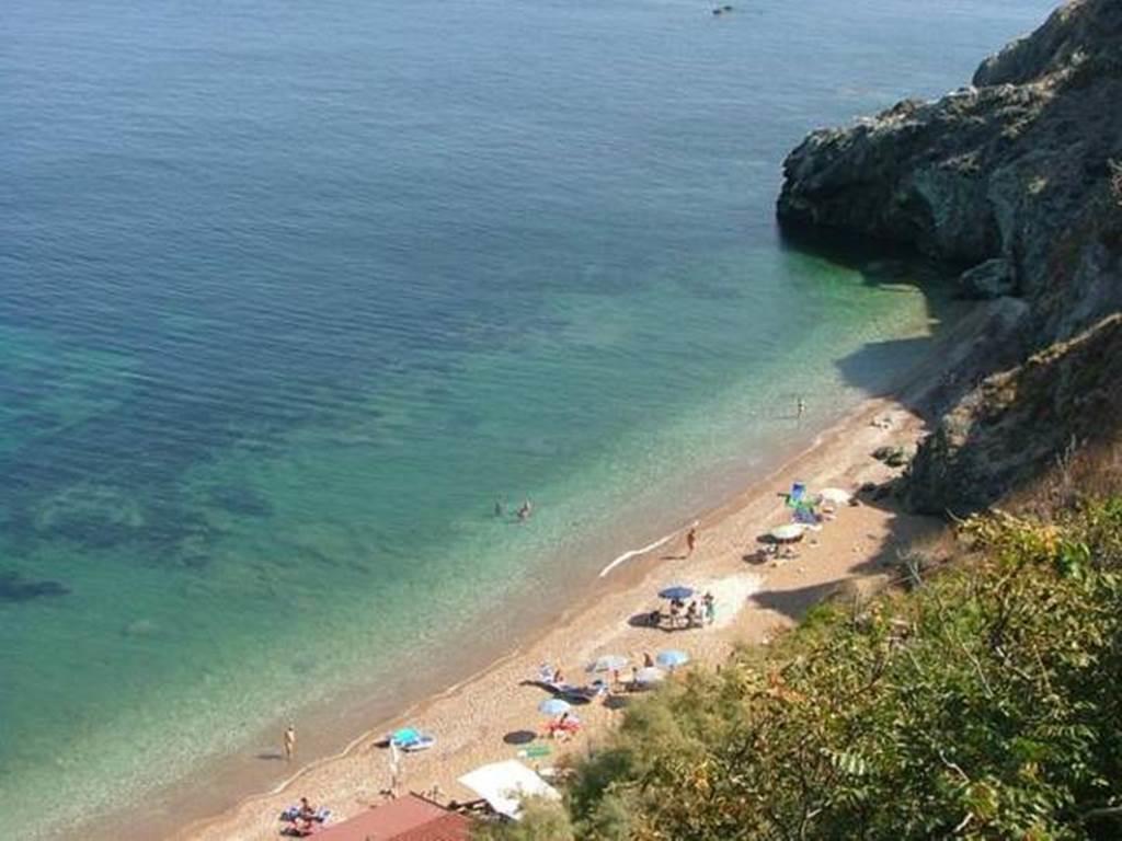 Albergo Ape Elbana Portoferraio Exterior photo